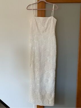 House of CB Eva White Floral Lace Net Maxi Dress | Size Large | Like New
